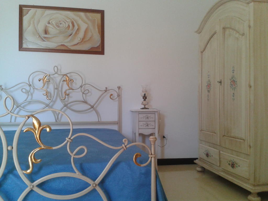 Tenuta La Spezia Carpignano Salentino Habitación foto